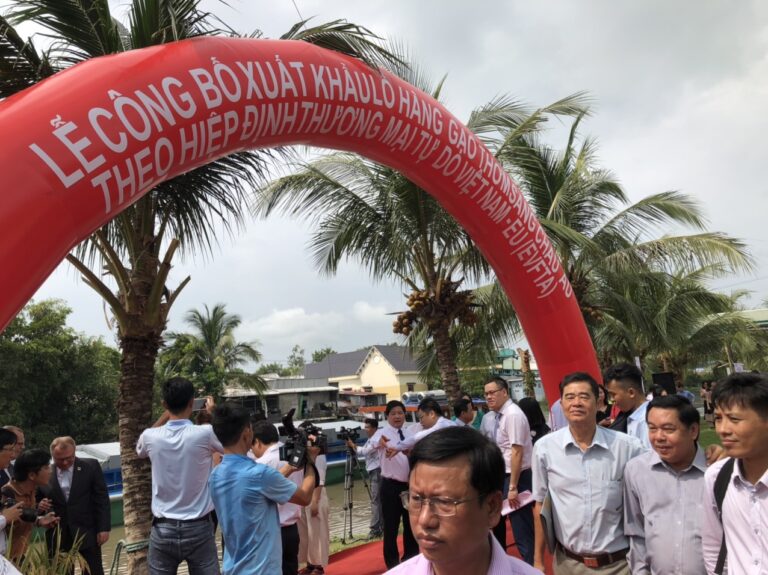 le-cong-bo-xuat-khau-lo-gao-thom-dau-tien-sang-chau-au-theo-evfta-86860553